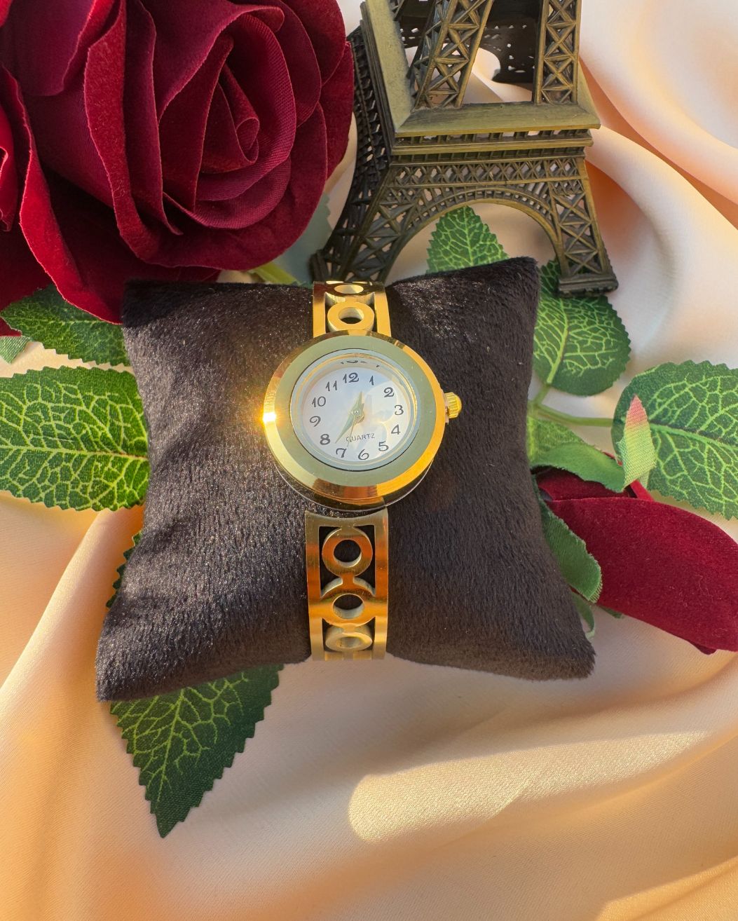 Waterproof Non Tarnish Stainless Steel 18k Gold Plated Watch Handcuffs For Girls