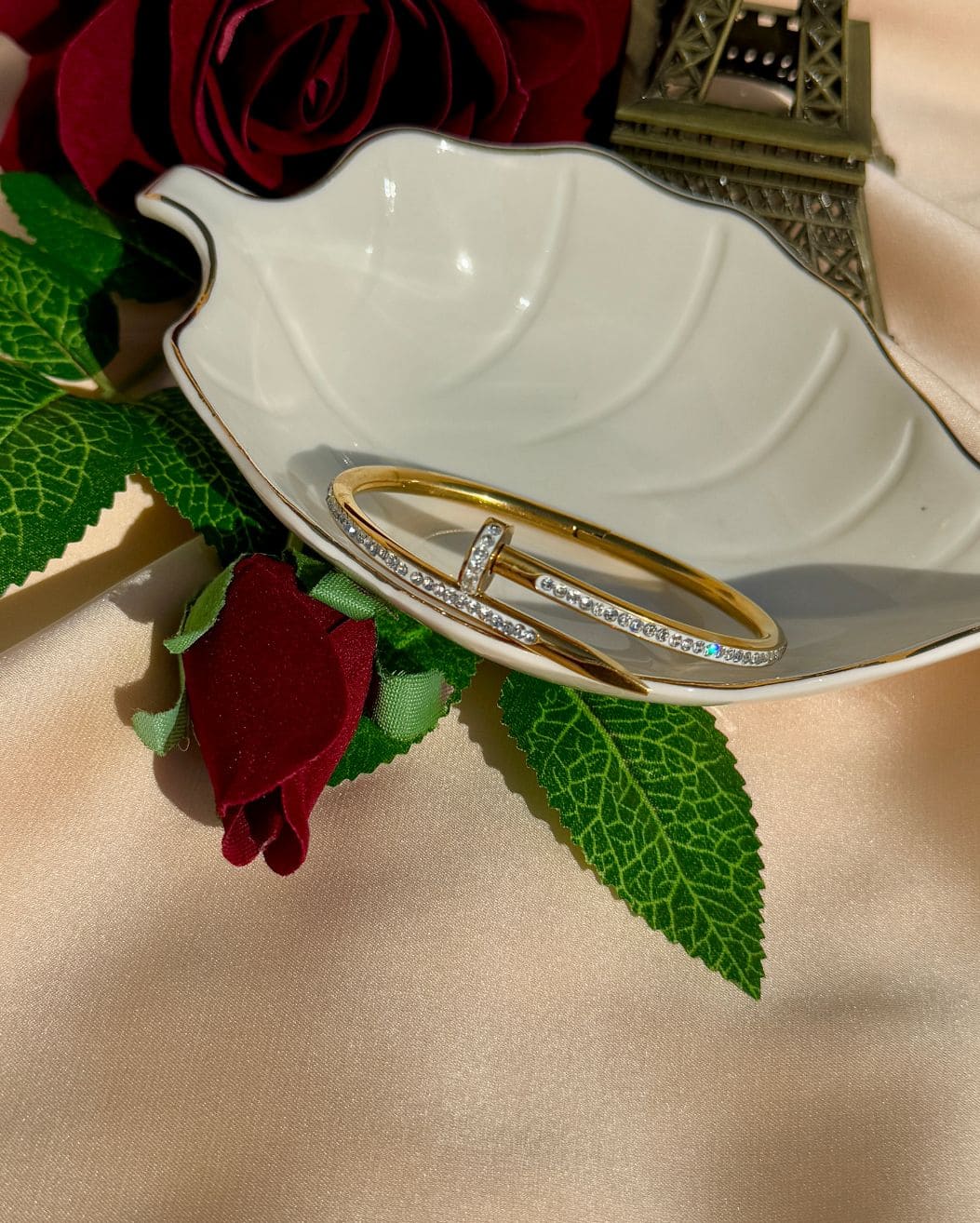 Stainless Steel Premium Quality Stone Studded Nail Handcuff For Girls And Women's