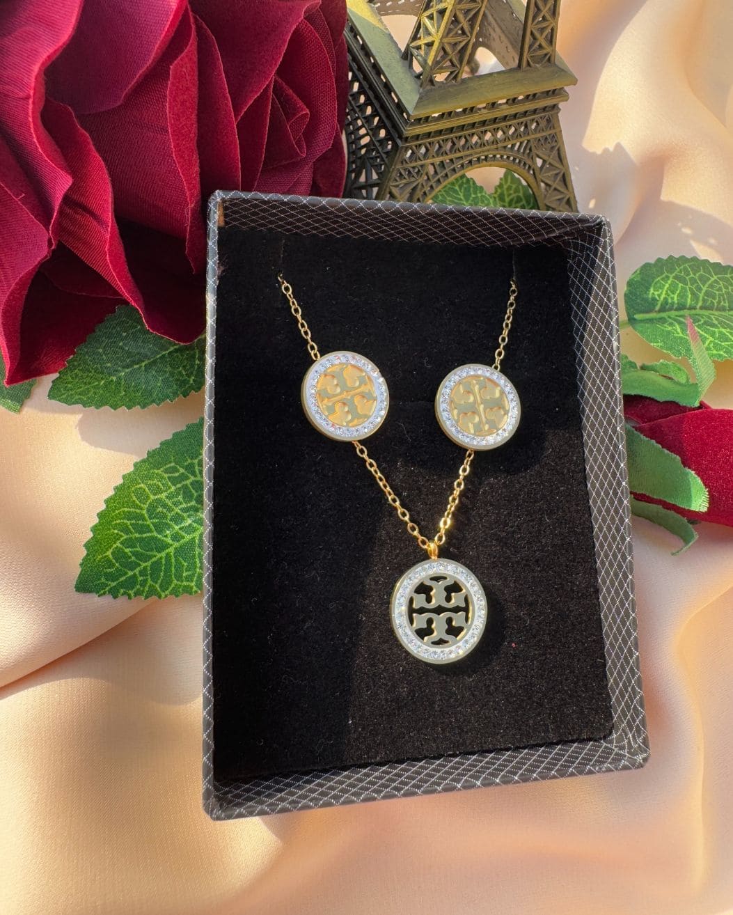 Gold Tone Stainless Steel Crystal Round Tory Pendant Jewelry Set