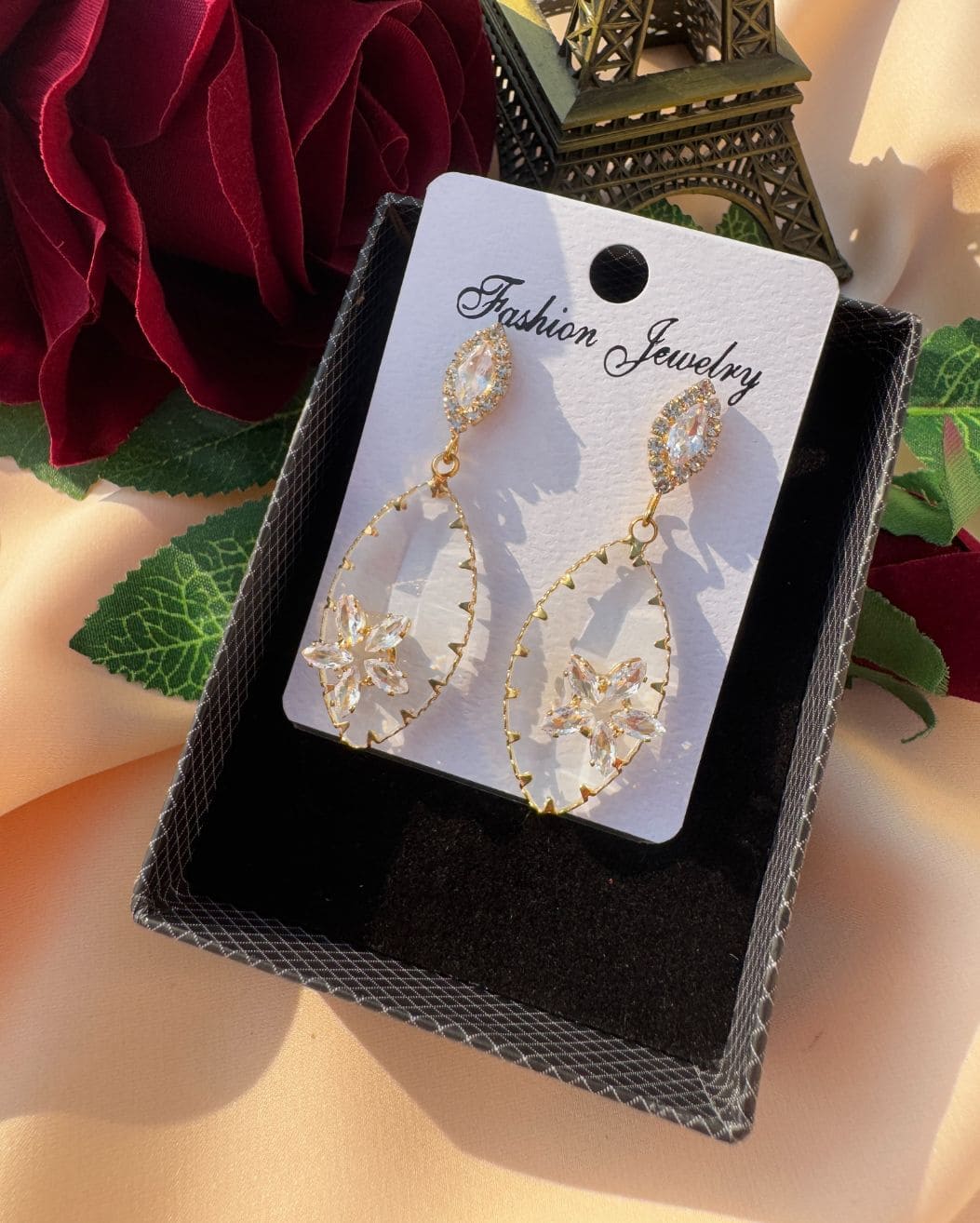 Flower Crystal Drop Earrings – Elegant Crystal Jewelry for Girls & Women